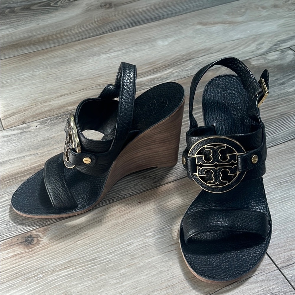 Tory Burch Black and Gold Sandals with Adjustable Strap